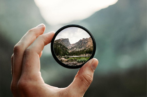 Lens